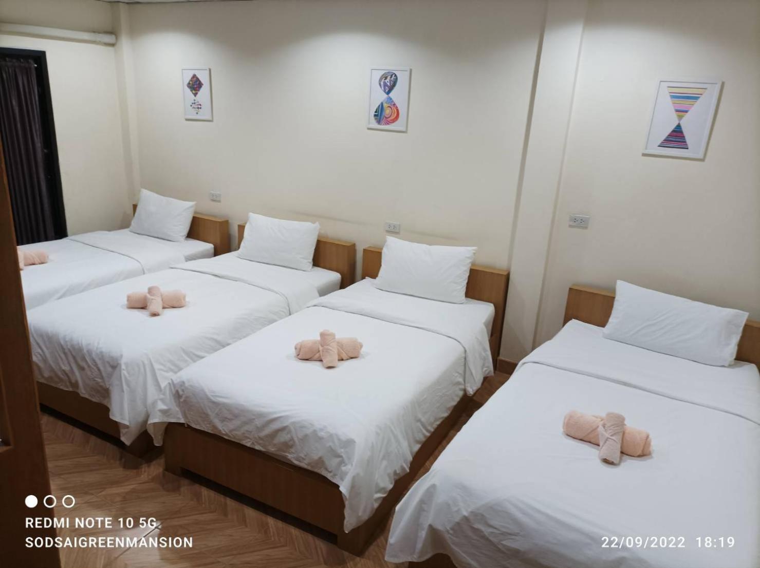 Double D Rooms & Cafe Bangkok Eksteriør bilde